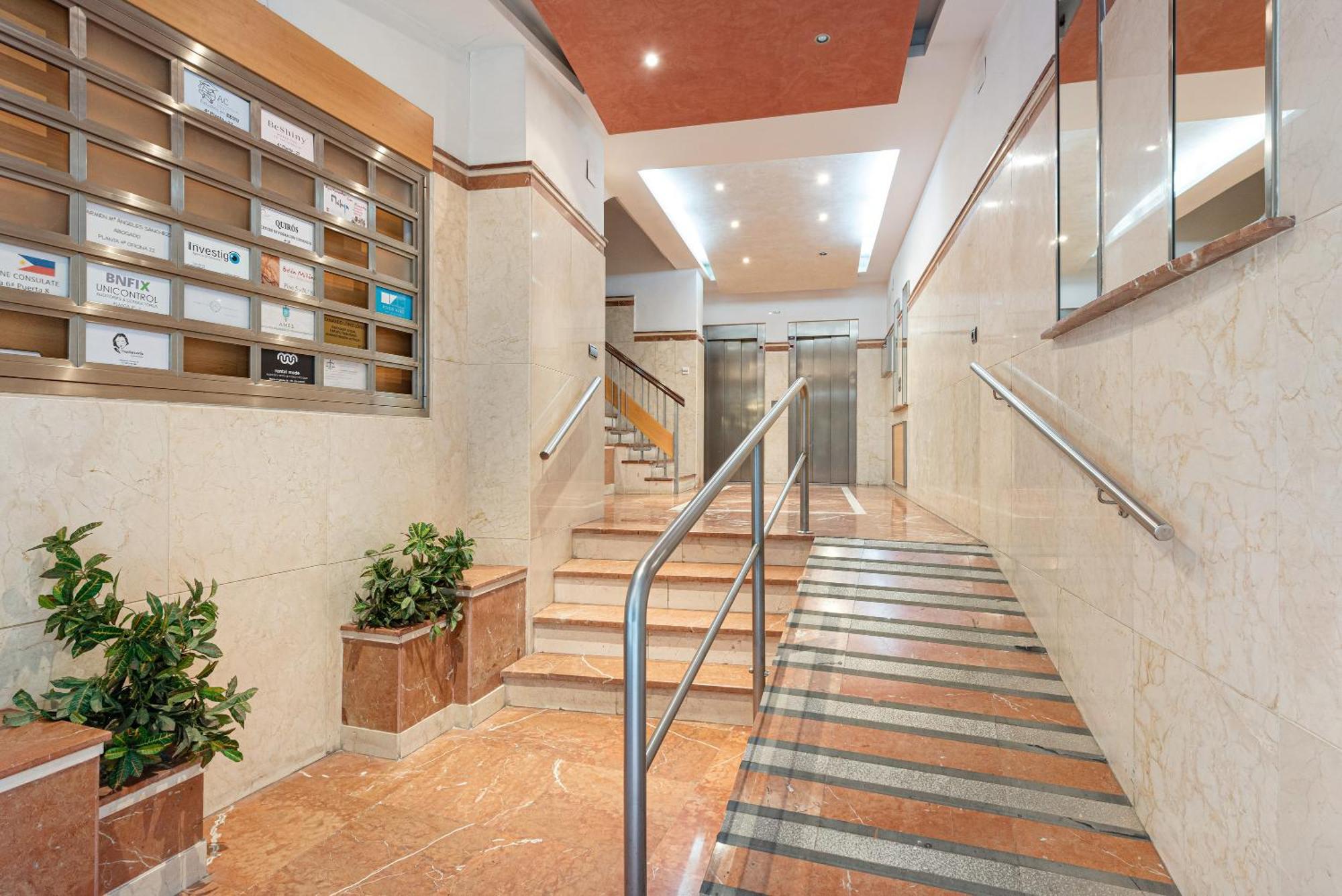 Estudios Larios 9 Màlaga Exteriér fotografie